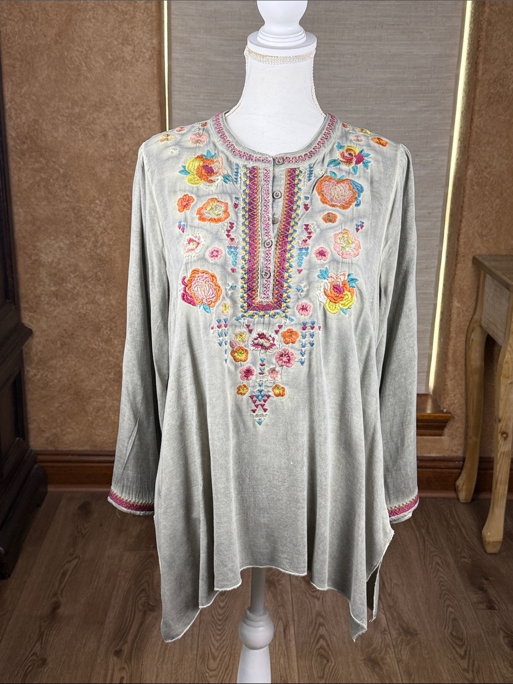 Andree by Unit Floral Embroidered Soft Grey Tunic